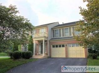 13218 Maplecrest Dr, Potomac, MD 20854