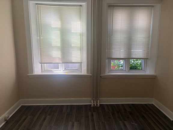 4th image of 516 Franklin St