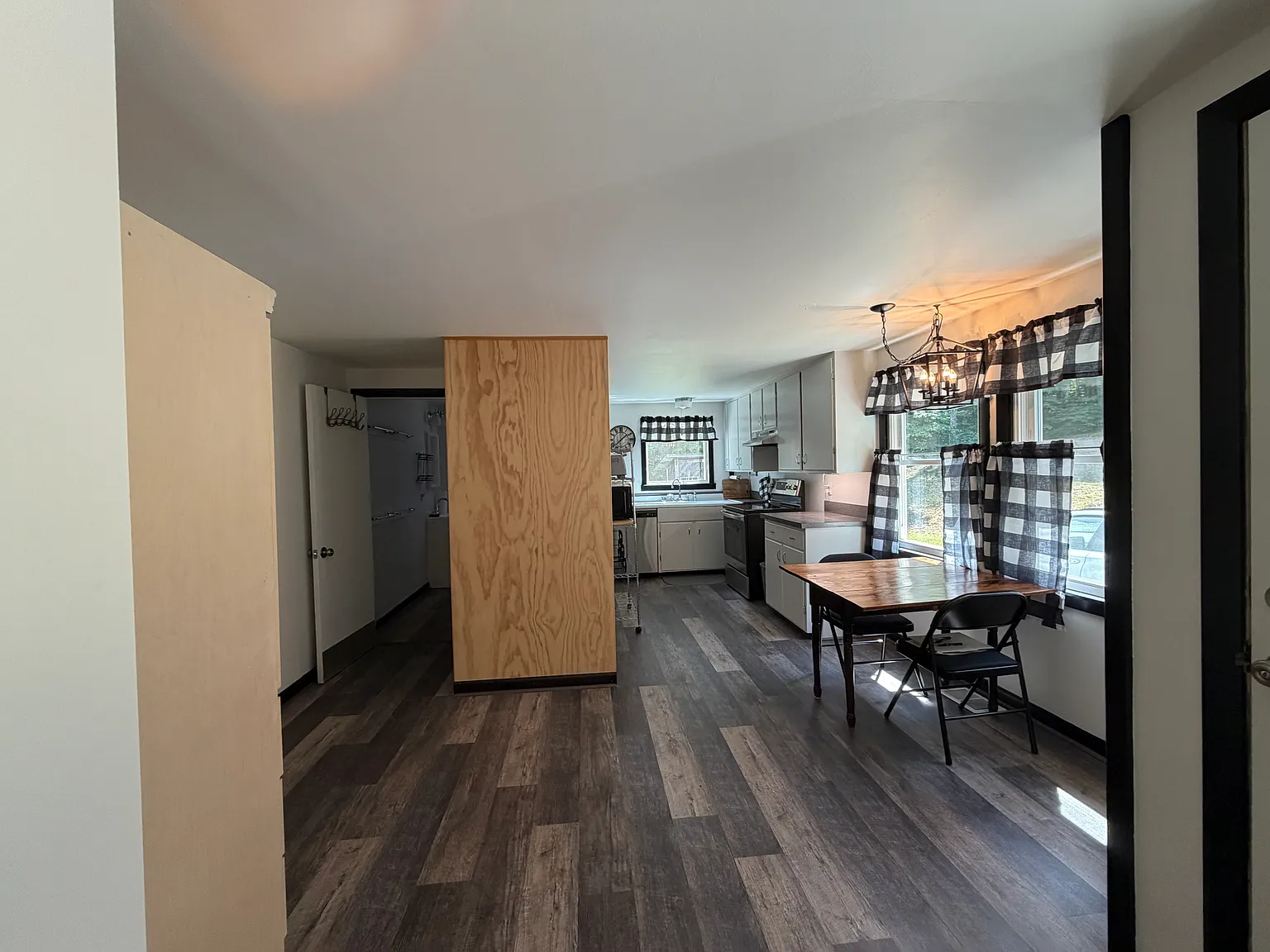 167 Howard Road — Photo 2