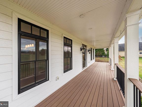 3rd image of 19116 Nicholson Farm Ln