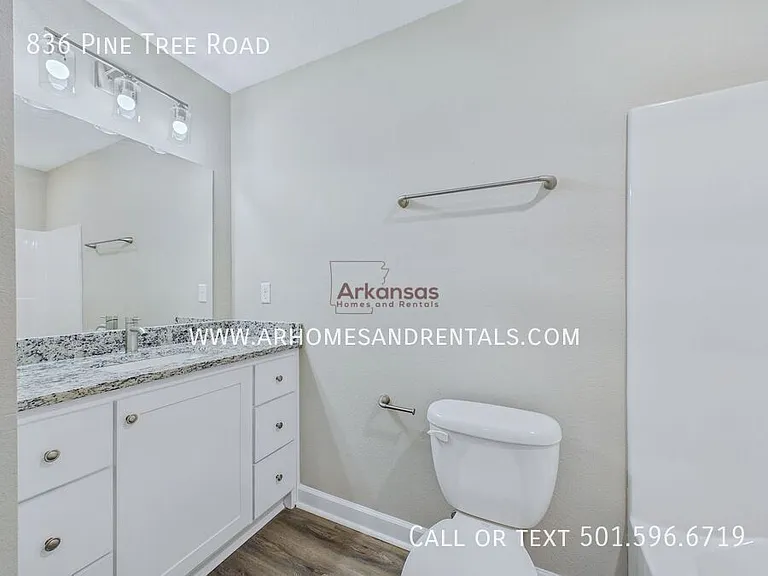 836 Pine Tree Rd — Photo 9