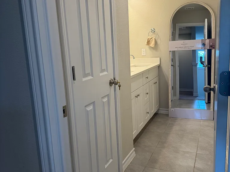 5908 Lehman Way — Photo 7