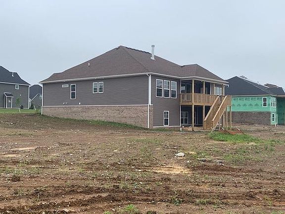 2nd image of 815 Hollyhock Dr