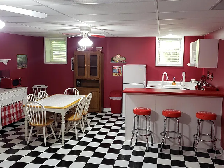Kitchen/Dining