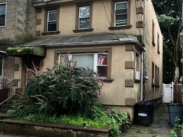 8530 101st Street, Richmond Hill, NY 11418