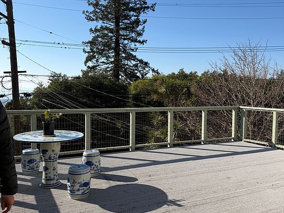 2nd image of 941 Spruce St