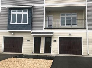 2234 Rolling Green Trl, North Mankato, MN 56003