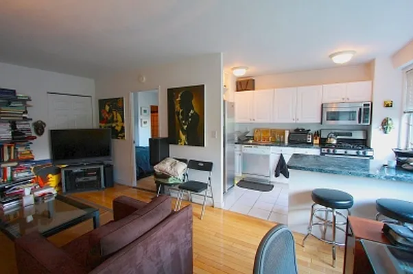 Rented by Citi Habitats | media 17