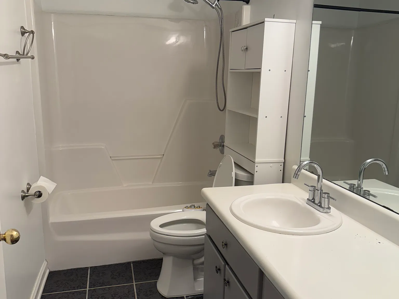 3 bed, 1344 sqft, $1,780 — Photo 1