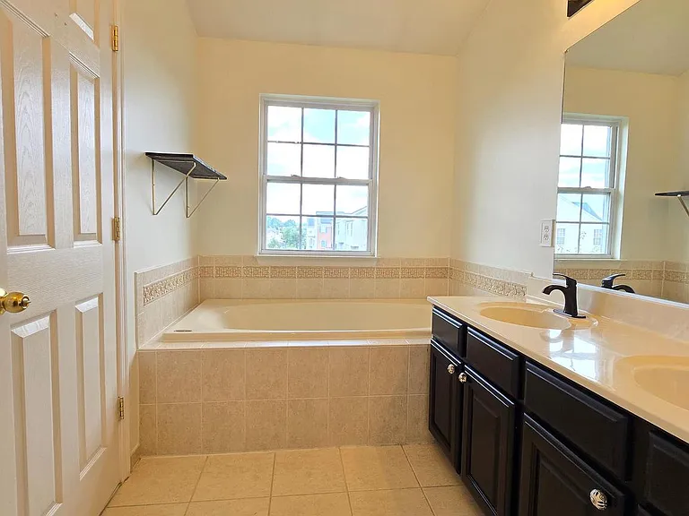 5033 Kemsley Rd — Photo 22