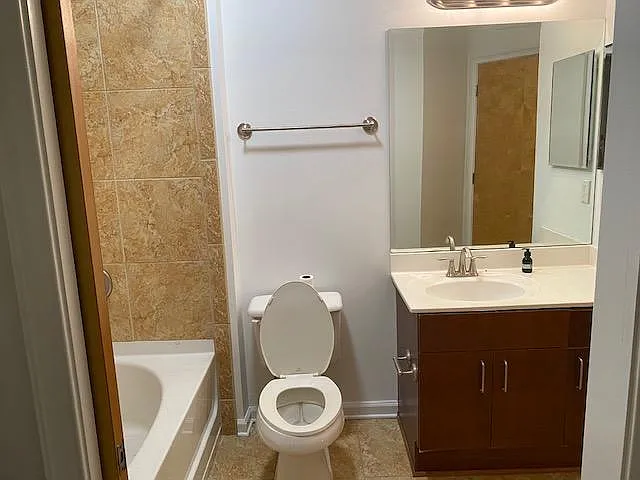 898 Oak St SW #1423 — Photo 6