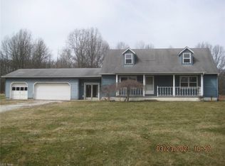 4899 Hattrick Rd, Ravenna, OH 44266