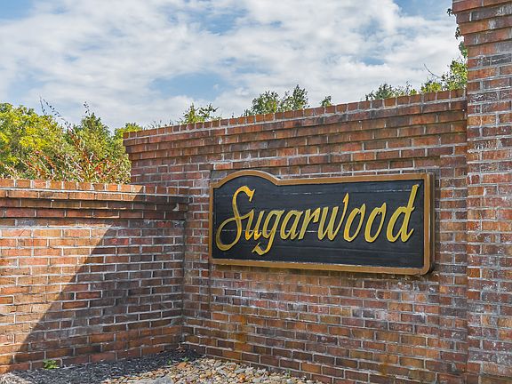 3rd image of 332 Sugarwood Dr