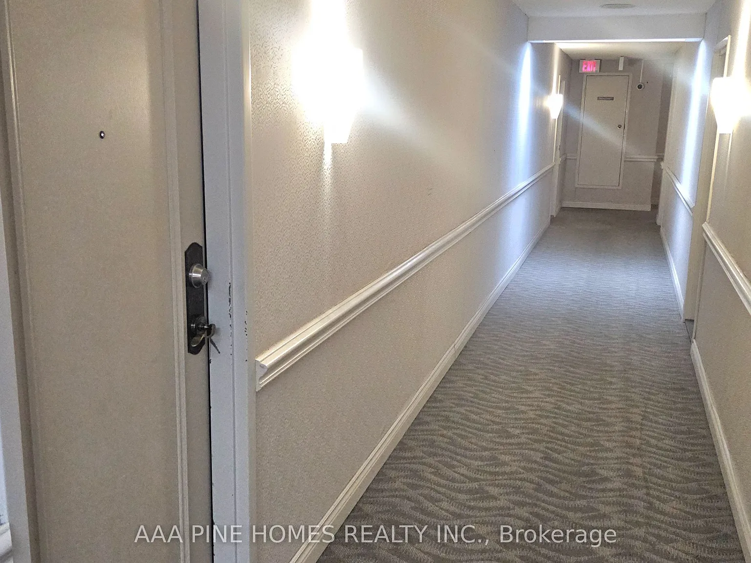 2 bed, $2,600 — Photo 2