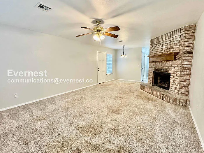 820 N Birch Ave — Photo 5