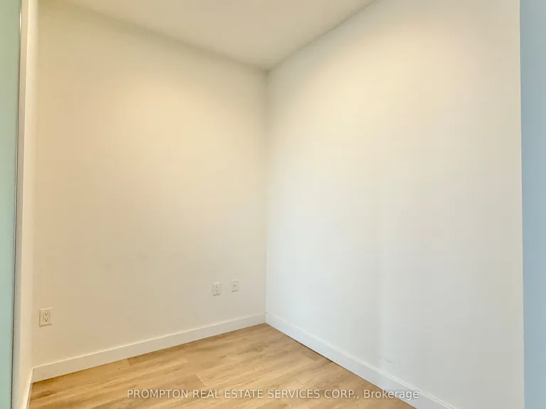 85 McMahon Dr #1507 — Photo 11