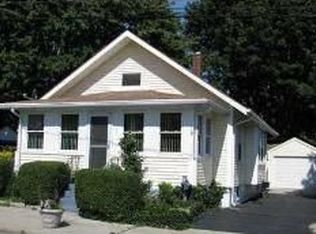 37 Norman Ave, Pawtucket, RI 02860