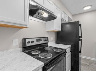 Cedarwood Apartments, Hattiesburg, MS 39401