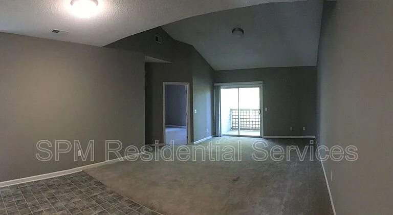723 Bragg Dr #E — Photo 4