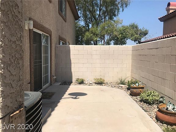 2nd image of 7716 Almeria Ave