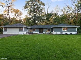 2325 Trillium Ln, Naperville, IL 60565