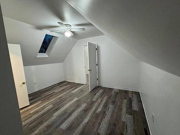 4th image of 3045 S Keeler Ave #3