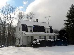 2142 Georgetown Rd, Volant, PA 16156