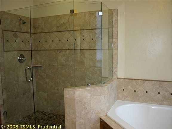5th image of 13532 Davos Dr