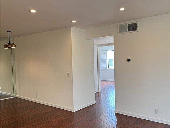 3rd image of 17800 Burbank Blvd APT 204