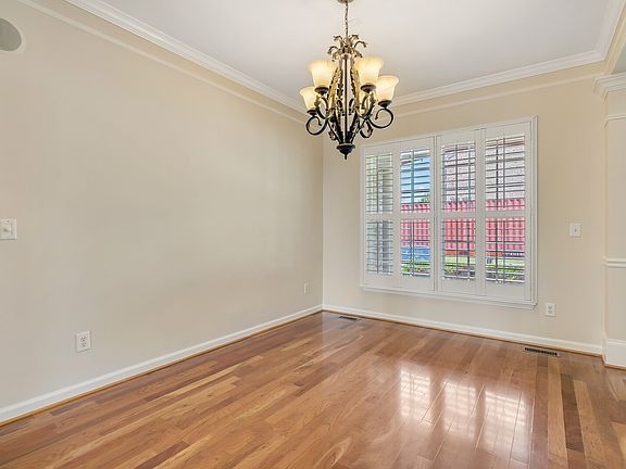 3rd image of 801 River Heights Dr