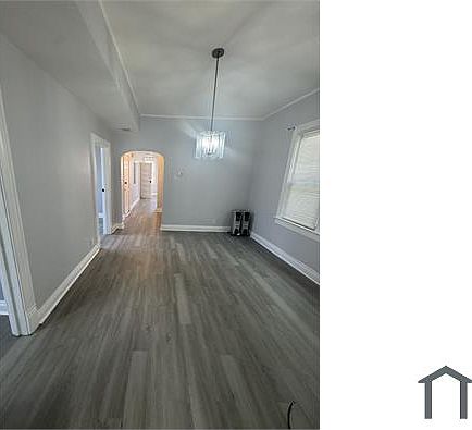 2nd image of 10016 S Avenue M #3