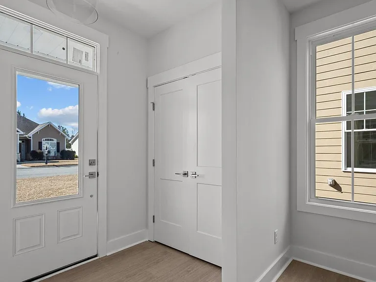 4772 Yellowood Dr — Photo 13