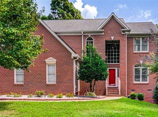 4310 Shoal Creek Dr, Greensboro, NC 27410
