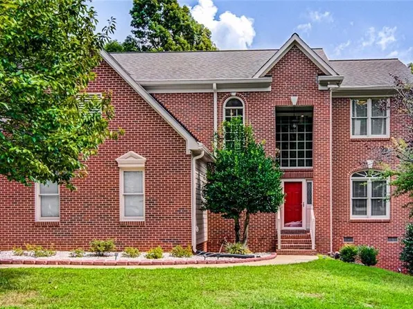 4310 Shoal Creek Dr, Greensboro, NC 27410