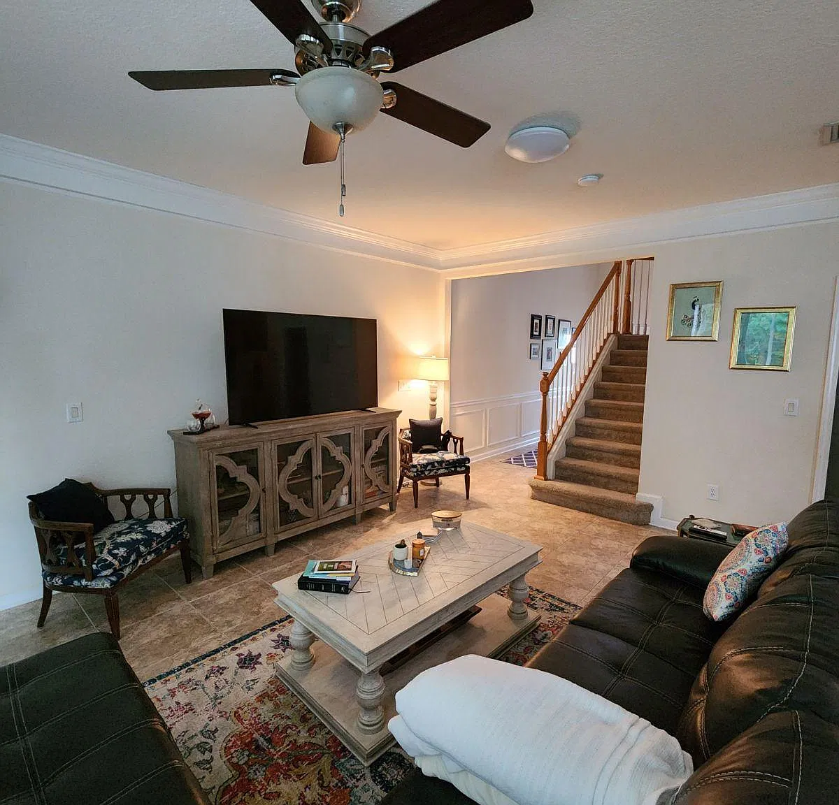 3 bed, 2.5 bath, 1858 sqft, $2,300 — Photo 4