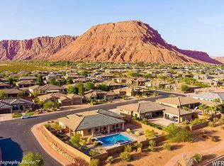 482 W Ithica Dr, Ivins, UT 84738