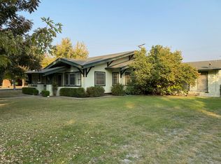 705 S Kaweah Ave, Exeter, CA 93221