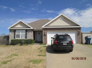 2404 SW Montana Ave, Bentonville, AR 72712