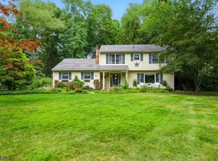 10 Birchwood Ln, Boonton Township, NJ 07005