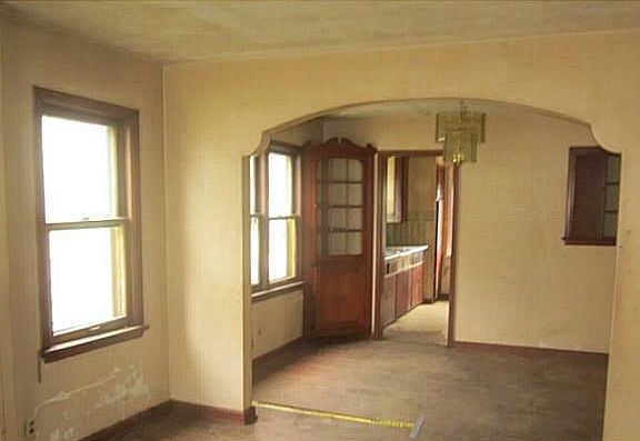 3rd image of 1363 E 20th Ave