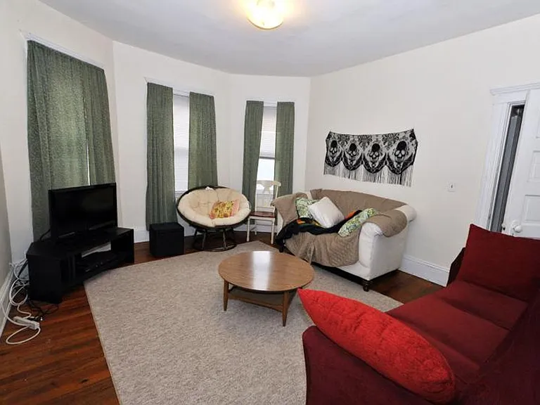 344 Faneuil St #3 — Photo 7