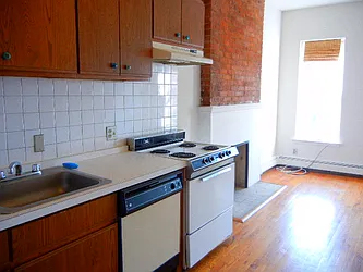 Rented by Brooklyn Heights Real Estate Inc