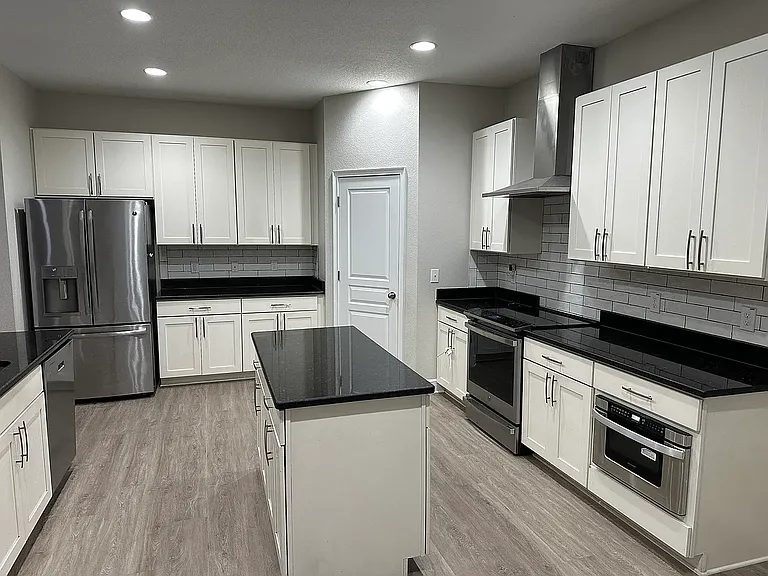 3330 W Palmetto St — Photo 11