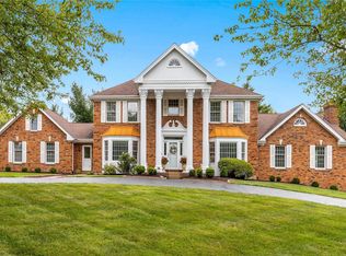 1144 Chatsworth Place Dr, Chesterfield, MO