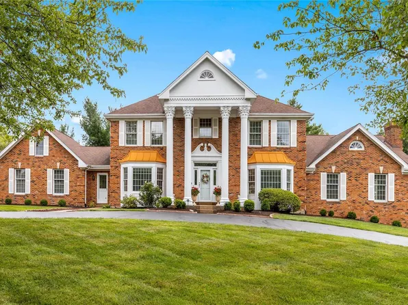 1144 Chatsworth Place Dr, Chesterfield, MO 63017