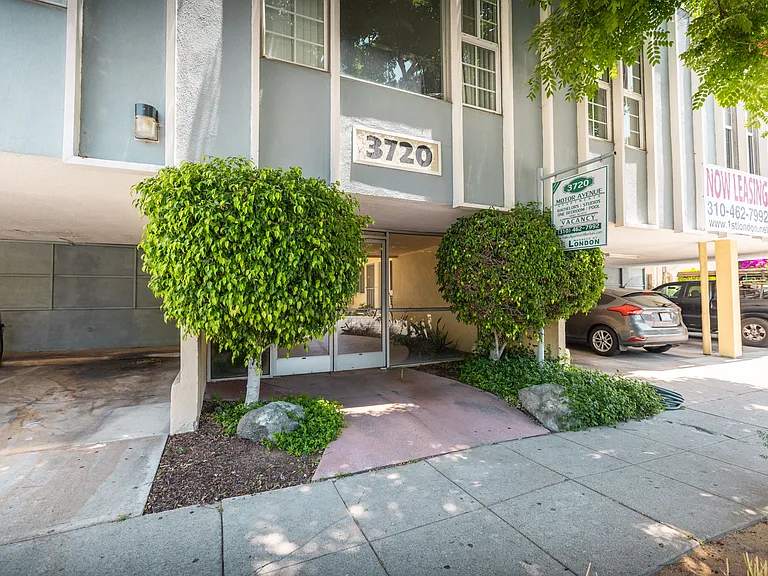 3720 Motor Ave — Photo 5