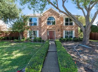 2059 Vista Dr, Lewisville, TX 75067