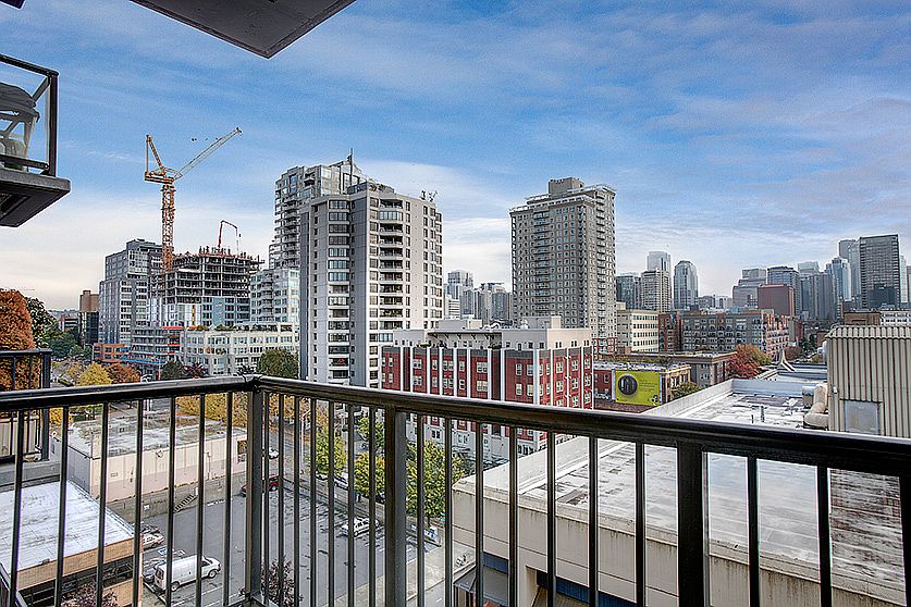 1st image of 2721 1st Ave Unit 908