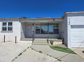 7186 Central Ave, Lemon Grove, CA