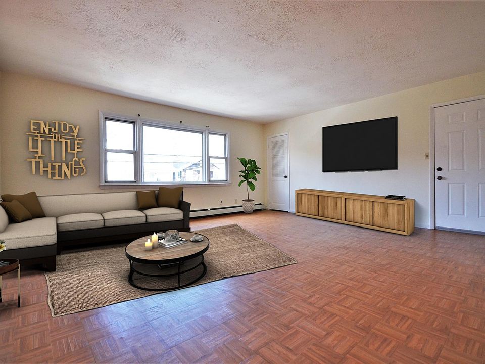 1st image of 176 Voss Ave #2